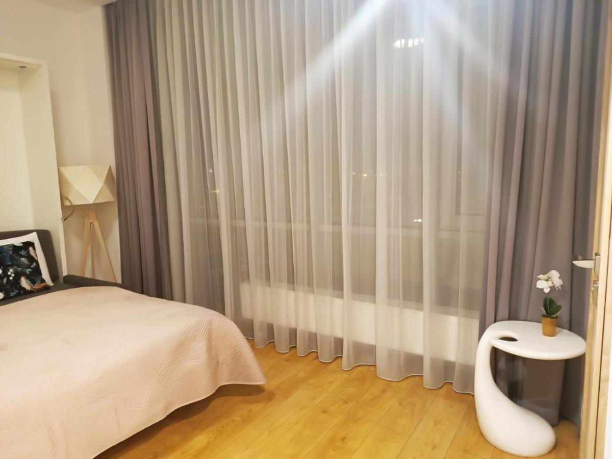 Apartamenty Aleje Jerozolimskie Varsó Kültér fotó